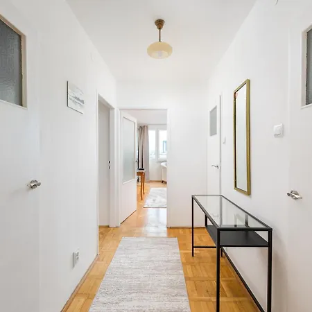 8th Floor View By Bookinghost *